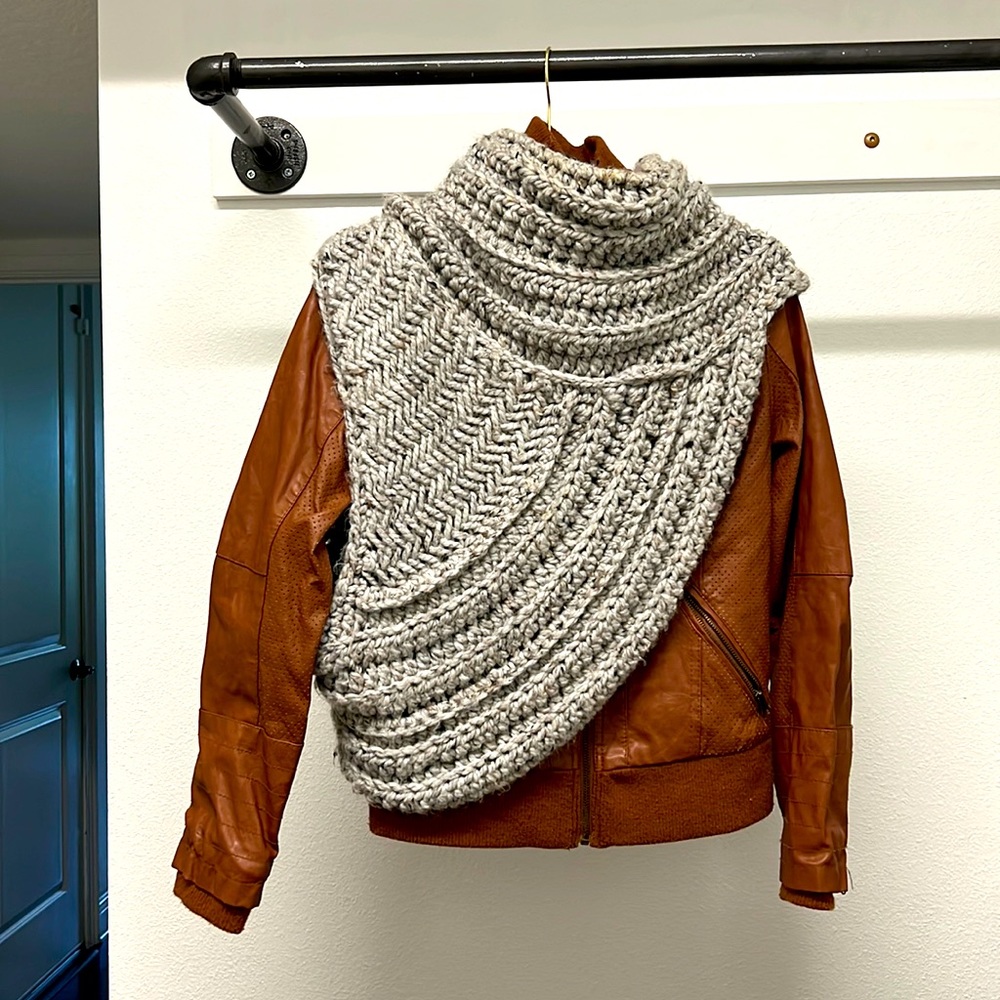 Katniss Hunger Games Huntress knitted crochet cowl vest armor